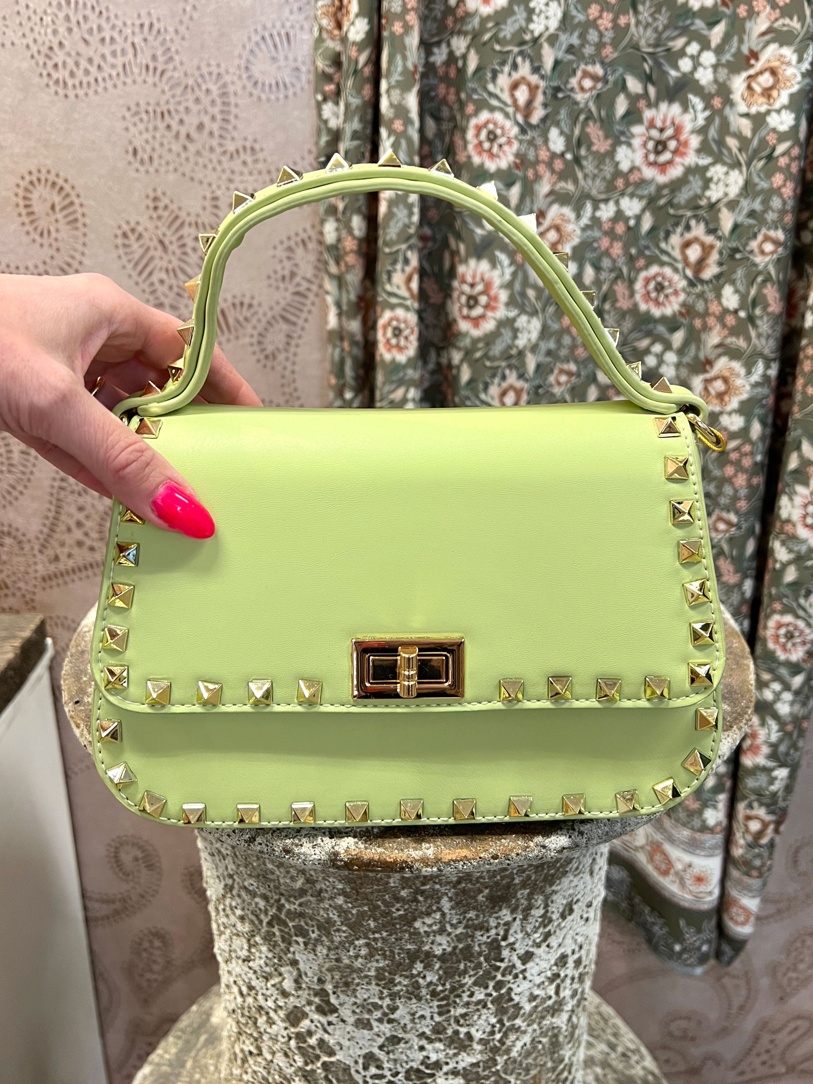 Minna - Lille taske med guld nitter